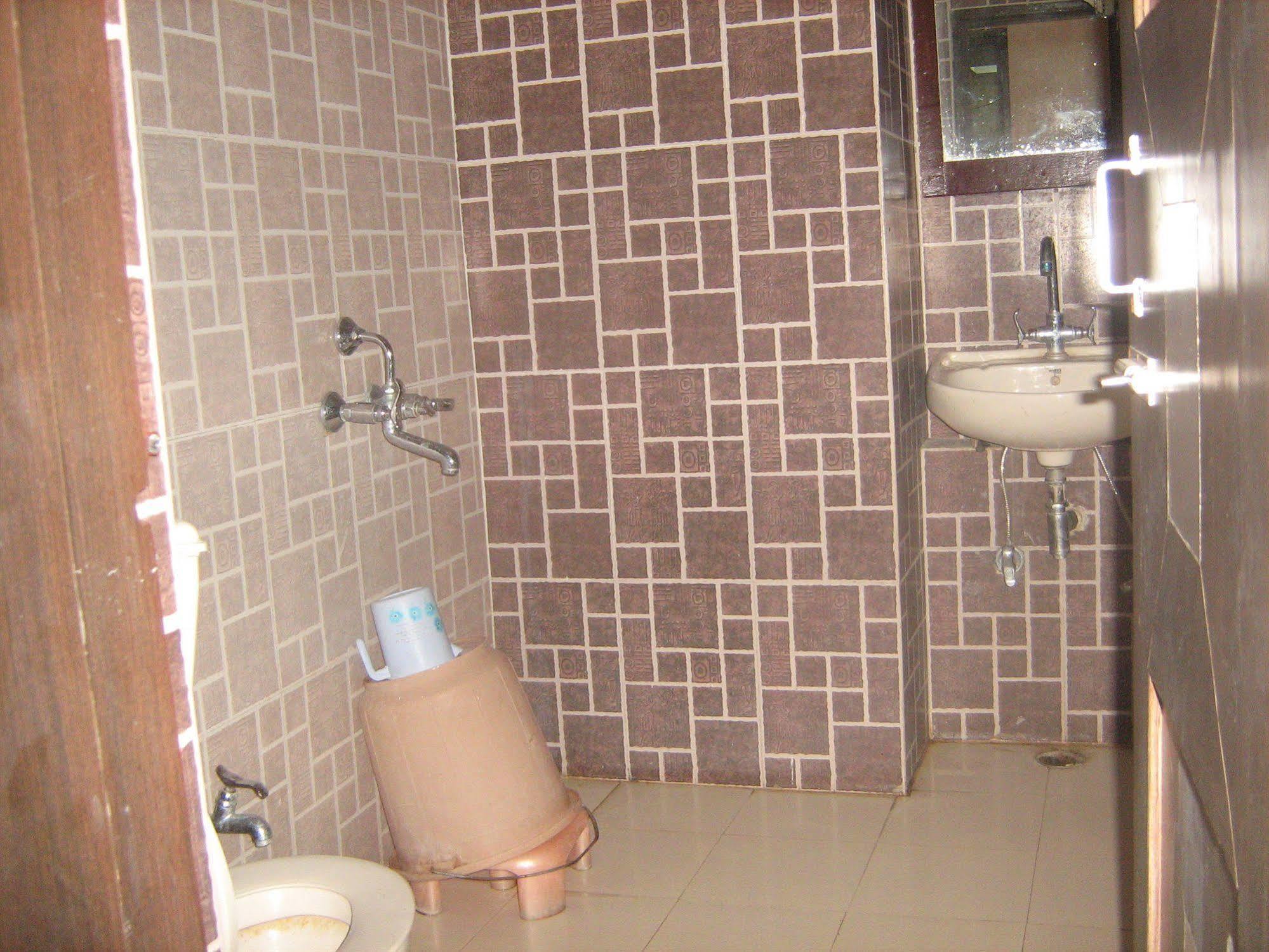 Hotel Gyan Haridwār Extérieur photo