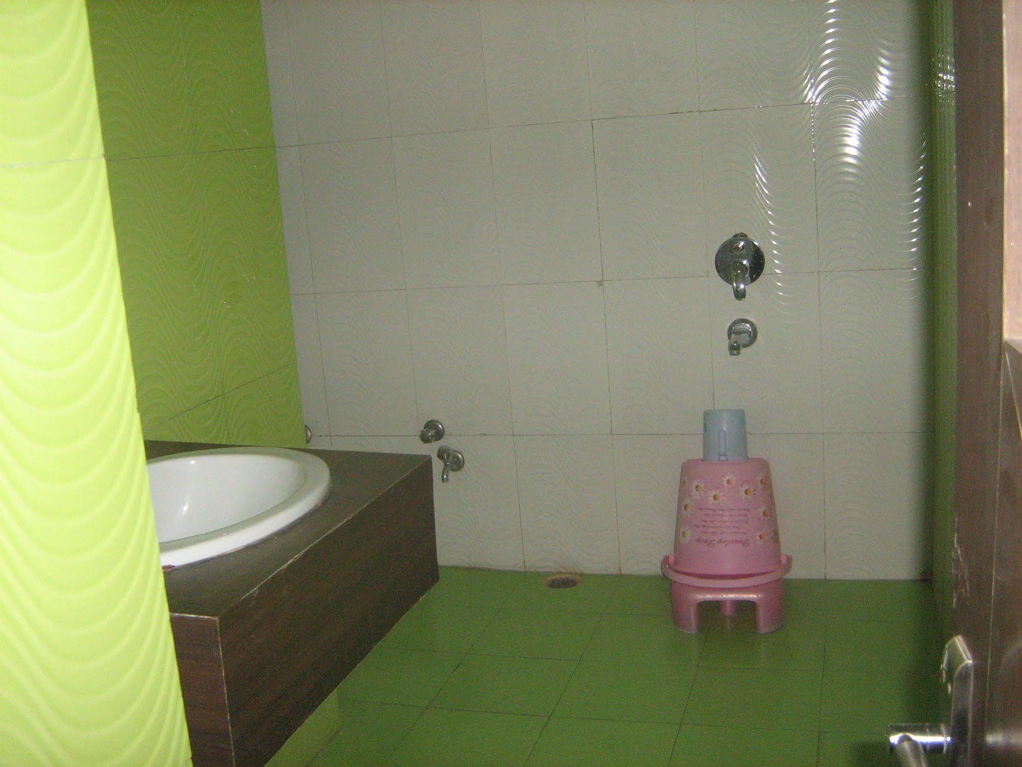 Hotel Gyan Haridwār Extérieur photo